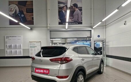 Hyundai Tucson III, 2017 год, 2 450 000 рублей, 5 фотография