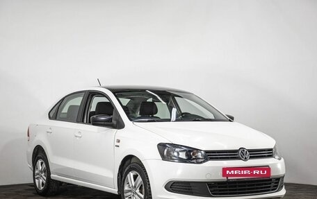 Volkswagen Polo VI (EU Market), 2013 год, 897 050 рублей, 3 фотография