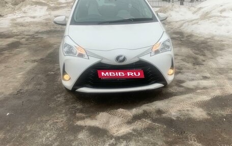 Toyota Vitz, 2019 год, 1 155 000 рублей, 4 фотография