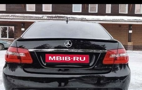 Mercedes-Benz E-Класс, 2010 год, 1 450 000 рублей, 2 фотография