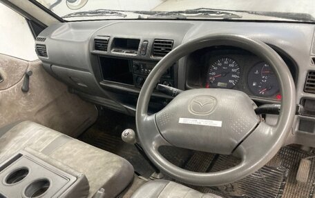 Mazda Bongo IV, 2000 год, 911 000 рублей, 3 фотография