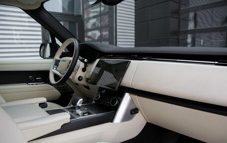 Land Rover Range Rover IV рестайлинг, 2023 год, 29 715 000 рублей, 28 фотография