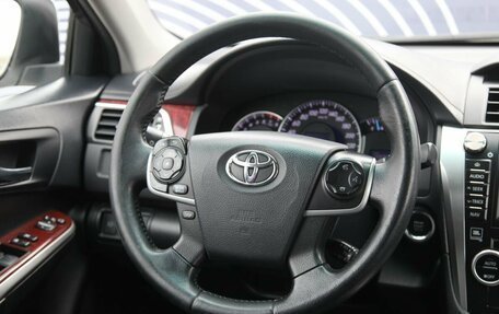 Toyota Camry, 2012 год, 1 850 000 рублей, 12 фотография