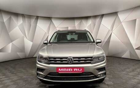 Volkswagen Tiguan II, 2018 год, 2 945 700 рублей, 17 фотография