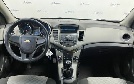 Chevrolet Cruze II, 2012 год, 710 000 рублей, 9 фотография