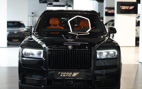 Rolls-Royce Cullinan, 2023 год, 83 000 000 рублей, 2 фотография