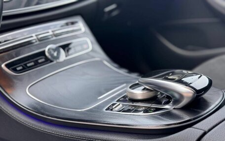 Mercedes-Benz E-Класс, 2020 год, 4 100 000 рублей, 22 фотография