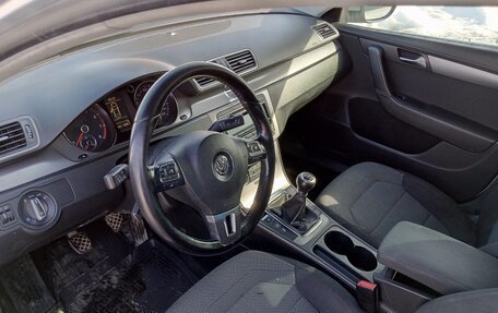 Volkswagen Passat B7, 2011 год, 1 235 000 рублей, 8 фотография