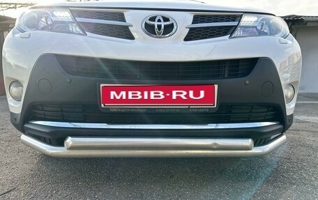 Toyota RAV4, 2015 год, 2 490 000 рублей, 2 фотография