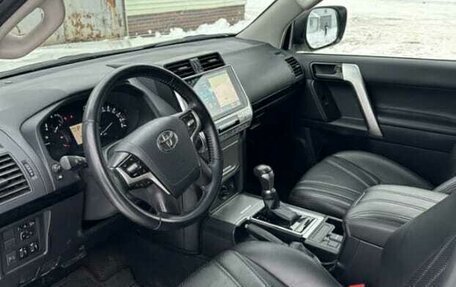 Toyota Land Cruiser Prado 150 рестайлинг 2, 2021 год, 6 999 999 рублей, 2 фотография