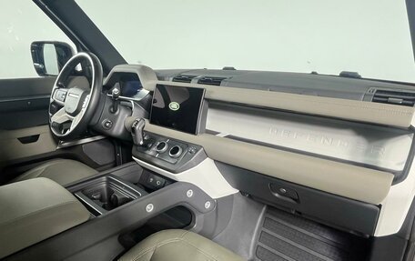 Land Rover Defender II, 2021 год, 7 541 500 рублей, 13 фотография