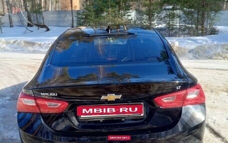 Chevrolet Malibu IX, 2018 год, 1 890 000 рублей, 6 фотография