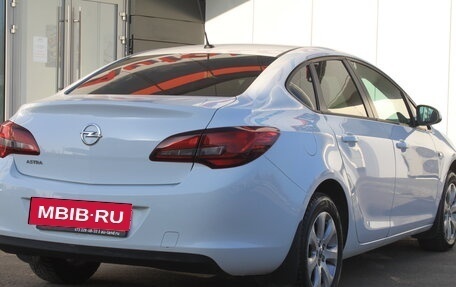 Opel Astra J, 2013 год, 1 190 000 рублей, 5 фотография
