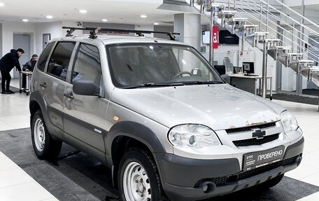 Chevrolet Niva I рестайлинг, 2009 год, 464 000 рублей, 3 фотография