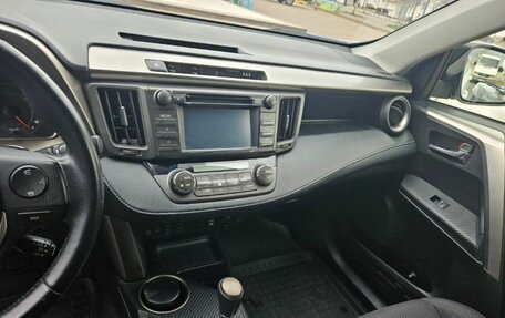 Toyota RAV4, 2015 год, 2 630 000 рублей, 3 фотография