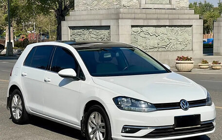 Volkswagen Golf VII, 2020 год, 1 497 000 рублей, 3 фотография