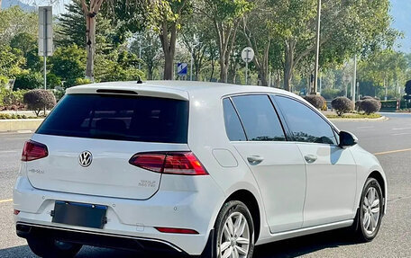 Volkswagen Golf VII, 2020 год, 1 497 000 рублей, 6 фотография