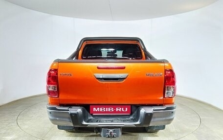 Toyota Hilux VIII, 2020 год, 5 360 000 рублей, 4 фотография