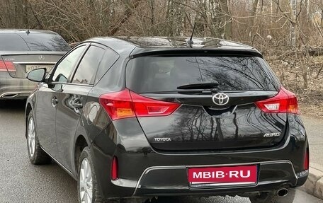 Toyota Auris II, 2014 год, 1 340 000 рублей, 3 фотография