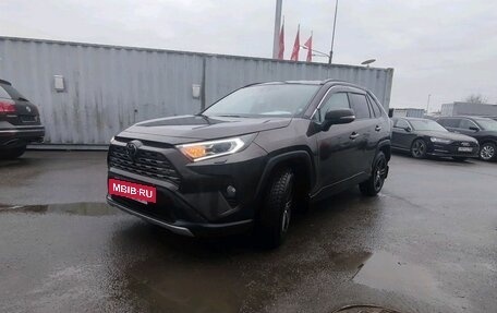 Toyota RAV4, 2020 год, 3 899 000 рублей, 3 фотография