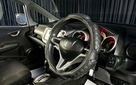 Honda Fit III, 2010 год, 920 000 рублей, 8 фотография