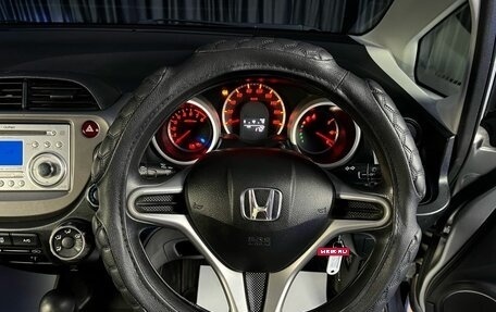 Honda Fit III, 2010 год, 920 000 рублей, 9 фотография