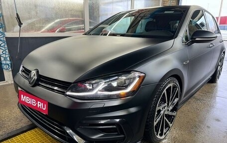 Volkswagen Golf R VII, 2018 год, 3 450 000 рублей, 8 фотография
