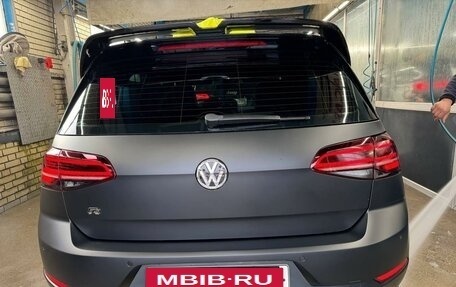 Volkswagen Golf R VII, 2018 год, 3 450 000 рублей, 6 фотография