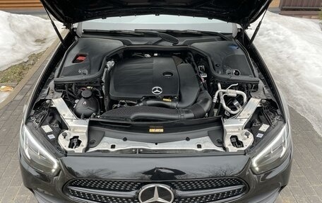 Mercedes-Benz E-Класс, 2020 год, 5 600 000 рублей, 30 фотография