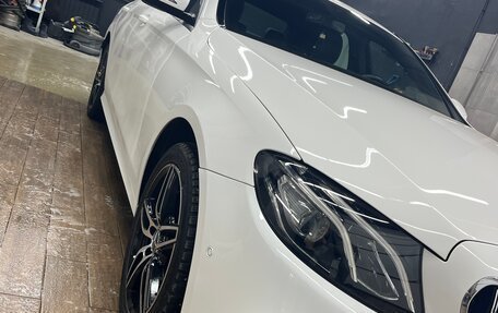 Mercedes-Benz E-Класс, 2019 год, 4 399 000 рублей, 3 фотография