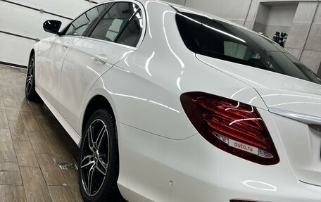 Mercedes-Benz E-Класс, 2019 год, 4 399 000 рублей, 5 фотография