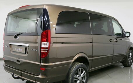 Mercedes-Benz Viano, 2013 год, 2 295 000 рублей, 2 фотография