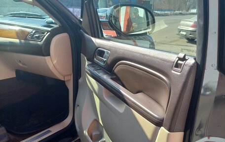 Cadillac Escalade III, 2011 год, 2 850 000 рублей, 15 фотография