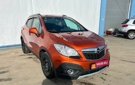 Opel Mokka I, 2014 год, 1 375 000 рублей, 2 фотография