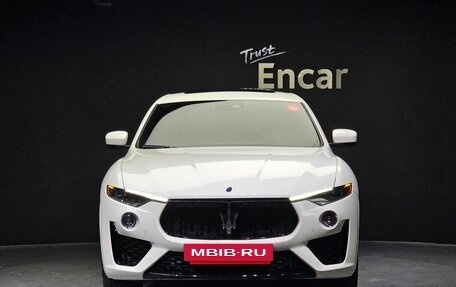 Maserati Levante I, 2021 год, 6 450 000 рублей, 3 фотография