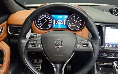 Maserati Levante I, 2021 год, 6 450 000 рублей, 13 фотография