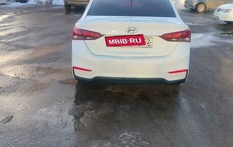 Hyundai Solaris II рестайлинг, 2018 год, 910 000 рублей, 5 фотография