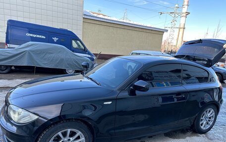 BMW 1 серия, 2011 год, 920 000 рублей, 4 фотография