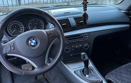 BMW 1 серия, 2011 год, 920 000 рублей, 8 фотография