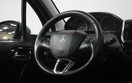 Peugeot 208 II, 2013 год, 1 099 000 рублей, 10 фотография