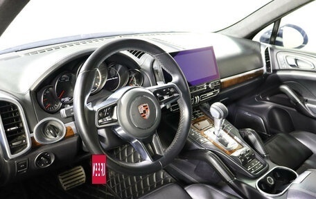 Porsche Cayenne III, 2011 год, 2 400 000 рублей, 14 фотография