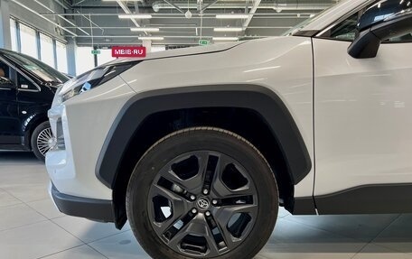 Toyota RAV4, 2023 год, 4 650 000 рублей, 7 фотография