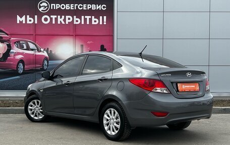 Hyundai Solaris II рестайлинг, 2011 год, 820 000 рублей, 7 фотография