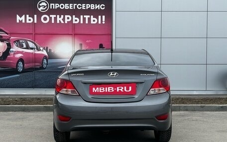 Hyundai Solaris II рестайлинг, 2011 год, 820 000 рублей, 6 фотография