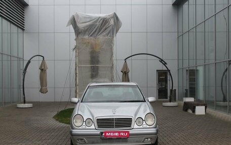 Mercedes-Benz E-Класс, 1999 год, 485 000 рублей, 2 фотография