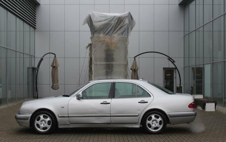 Mercedes-Benz E-Класс, 1999 год, 485 000 рублей, 8 фотография