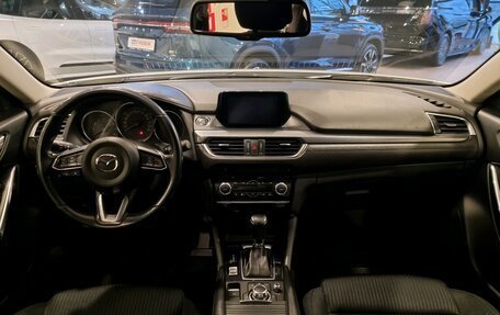 Mazda 6, 2018 год, 2 165 000 рублей, 12 фотография