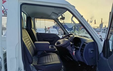 Mazda Bongo IV, 2017 год, 2 099 000 рублей, 10 фотография
