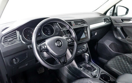 Volkswagen Tiguan II, 2020 год, 3 059 789 рублей, 9 фотография