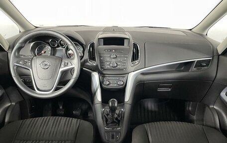 Opel Zafira C рестайлинг, 2013 год, 1 180 000 рублей, 7 фотография